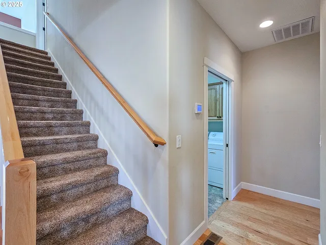 $669,900 | 37287 American Street, Sandy, OR 97055