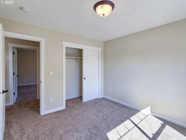 $669,900 | 37287 American Street, Sandy, OR 97055