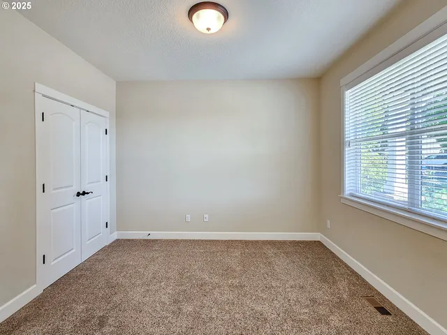 $669,900 | 37287 American Street, Sandy, OR 97055