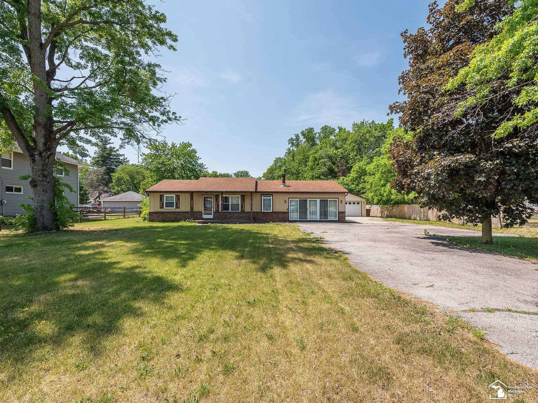 8245 Summerfield Road Lambertville, MI 48144 - Photo 25 of 26 50111368-24.JPG