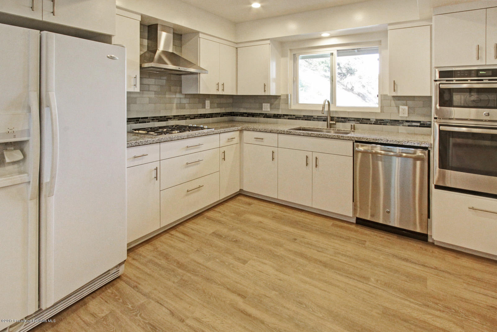 1626 Virden Drive Glendale, CA 91208 - Photo 8 of 26 1626 Virden Drive Glendale MLS-9