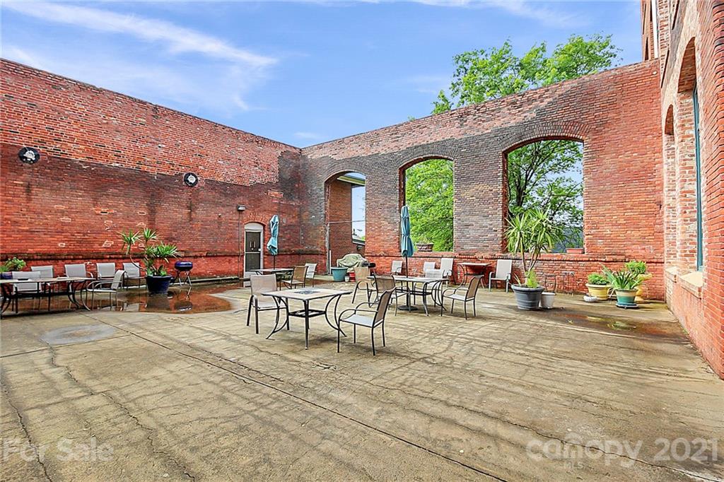 201 South Hoskins Road, Unit 237 Charlotte, NC 28208 - Photo 40 of 46
