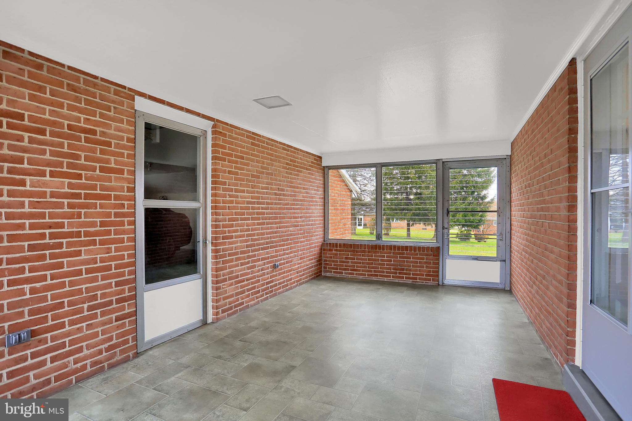 3031 Grandview Road Hanover, PA 17331 - Photo 22 of 38