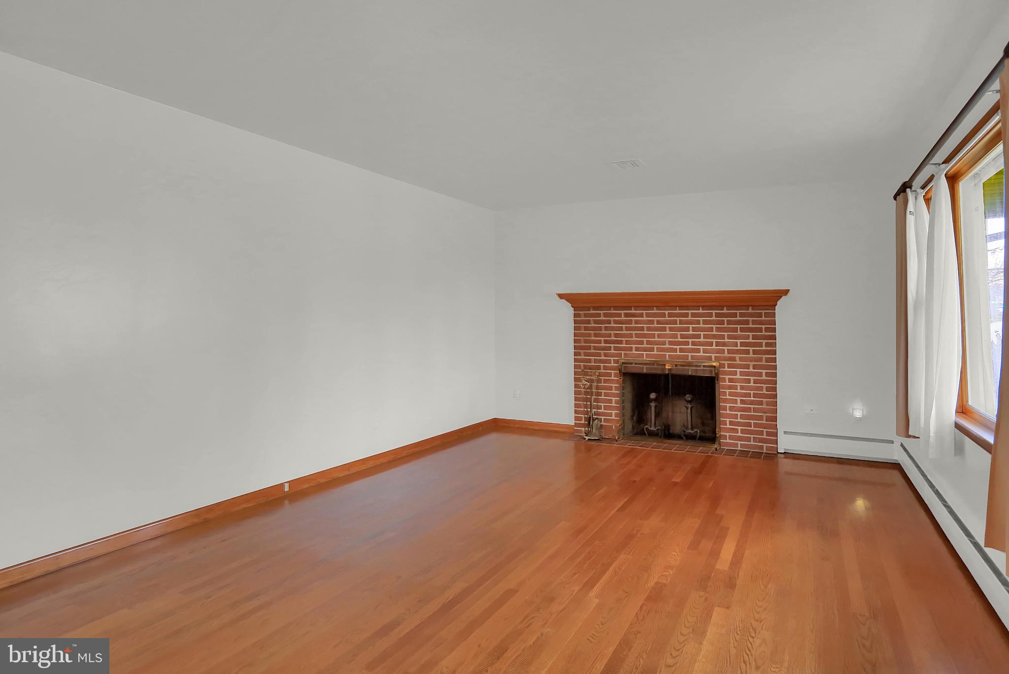3031 Grandview Road Hanover, PA 17331 - Photo 4 of 38