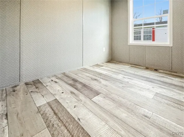 $79,900 | 619 Kilkenny Drive, Schuyler, NY 13502