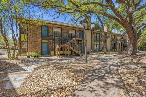 $215,000 | 7685 Northcross Drive, Unit 1121, Austin, TX 78757