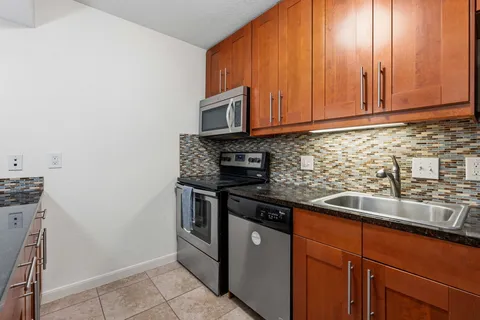 $215,000 | 7685 Northcross Drive, Unit 1121, Austin, TX 78757
