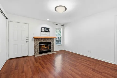 $215,000 | 7685 Northcross Drive, Unit 1121, Austin, TX 78757
