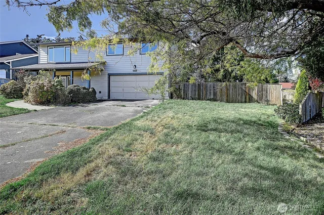 $575,000 | 2029 Baymont Drive, Oak Harbor, WA 98277