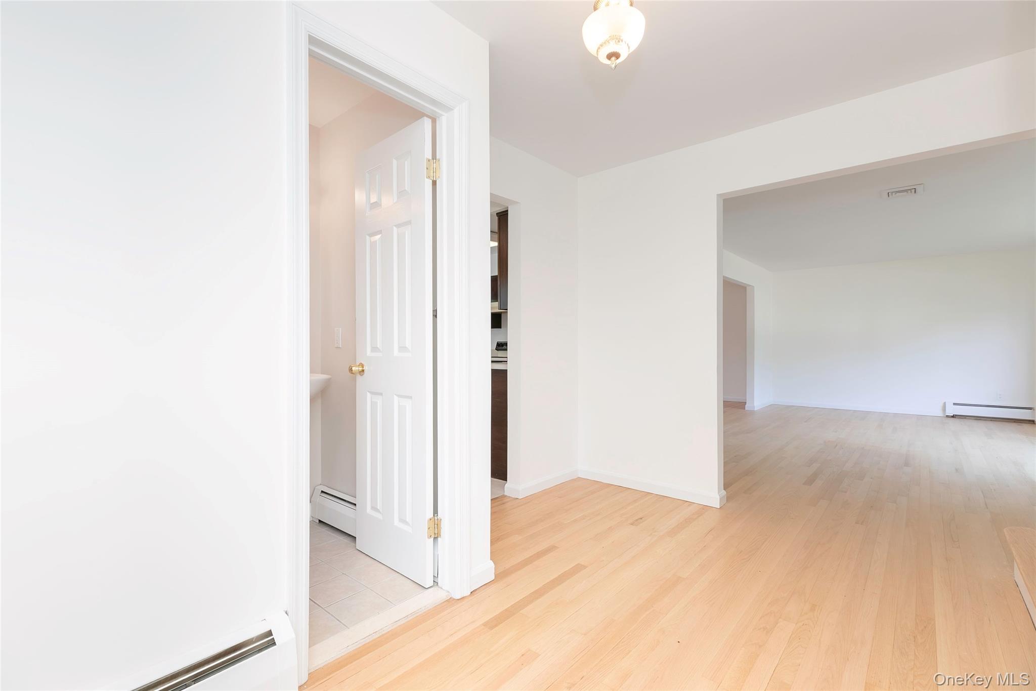 48 Clinton Avenue Rye, NY 10580 - Photo 7 of 36