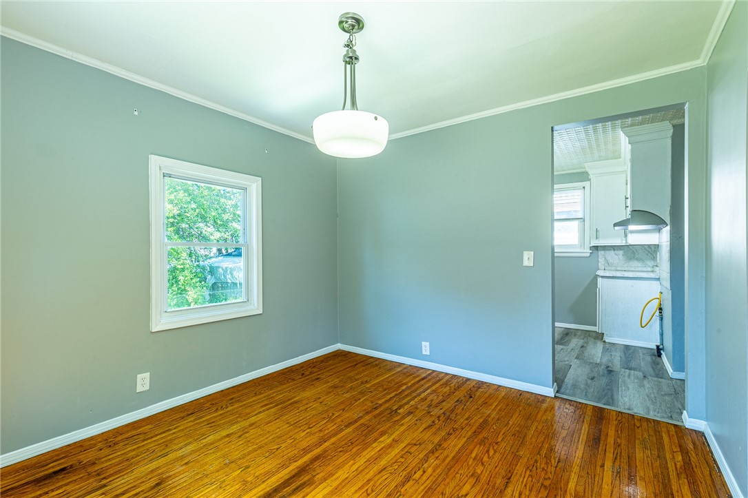256 Ave D Rochester, NY 14621 - Photo 17 of 43