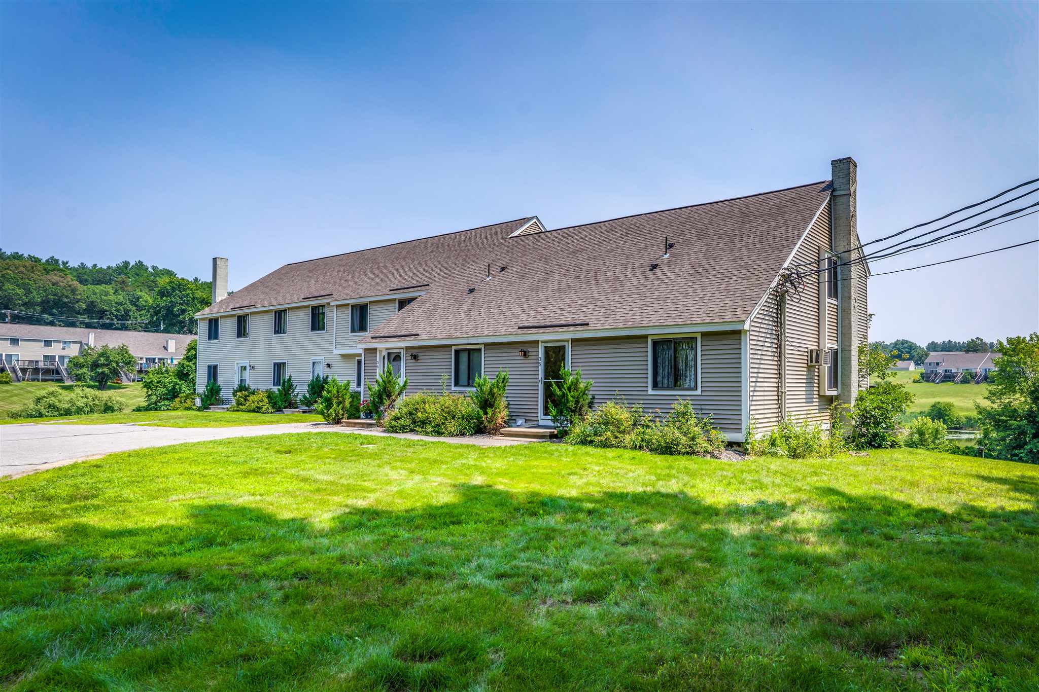 9 Boyd Road, Unit 35 Londonderry, NH 03053 - Photo 2 of 24 Gallery Image 2