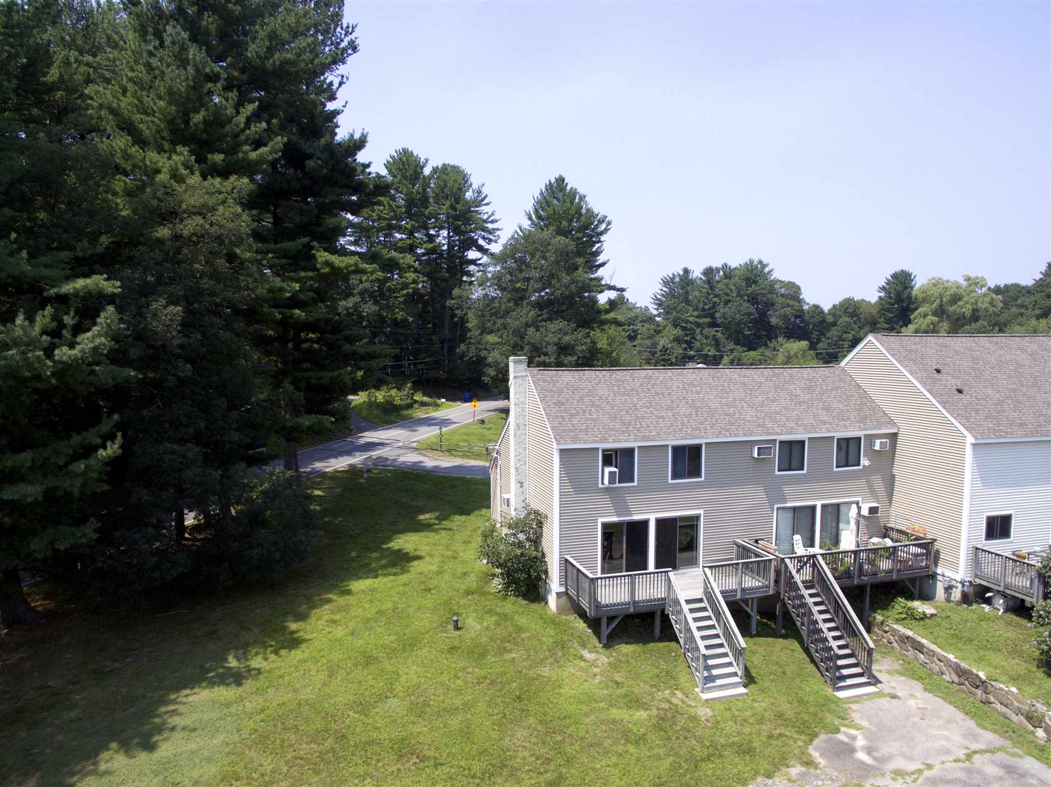 9 Boyd Road, Unit 35 Londonderry, NH 03053 - Photo 3 of 24 Gallery Image 3