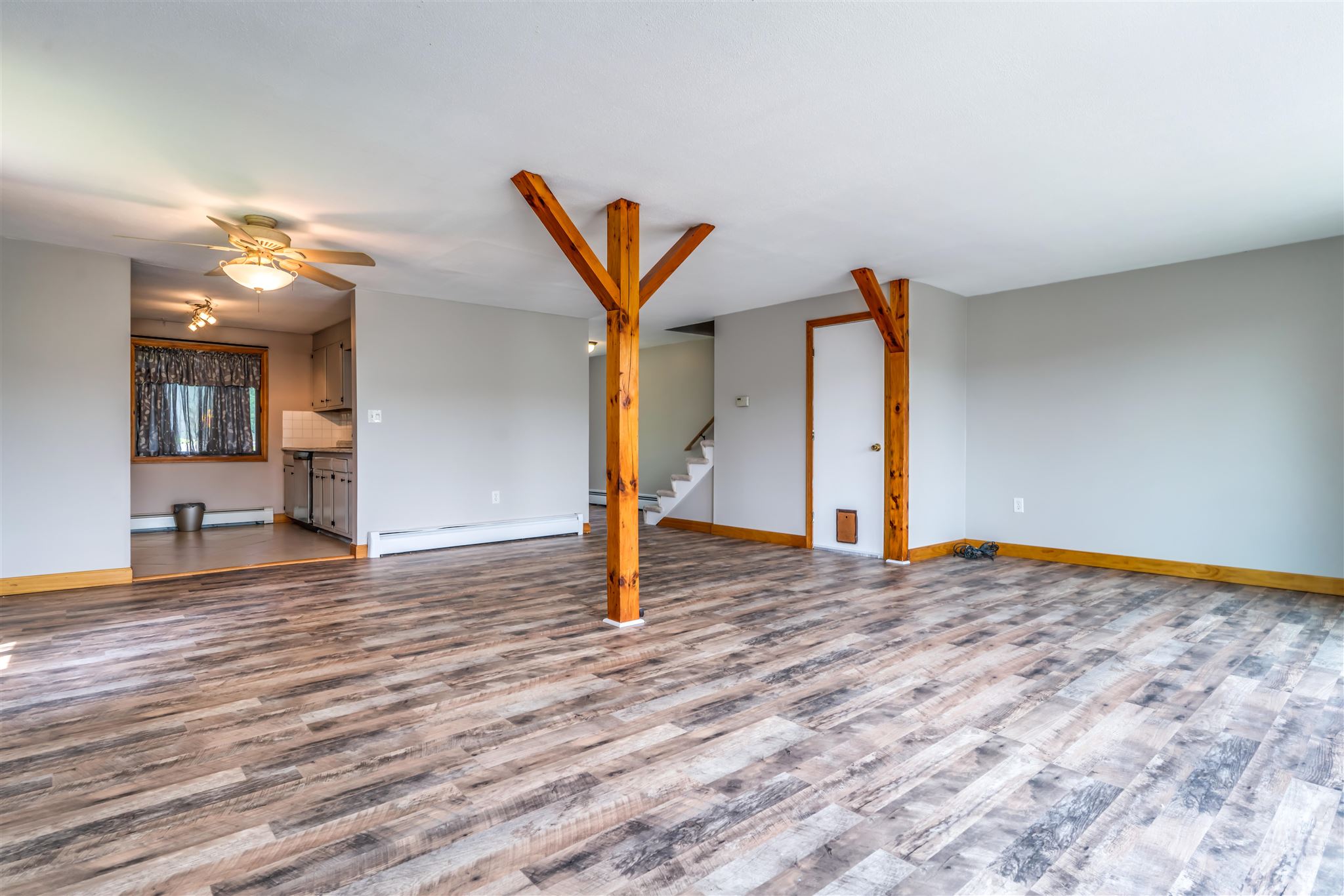 9 Boyd Road, Unit 35 Londonderry, NH 03053 - Photo 6 of 24 Gallery Image 6