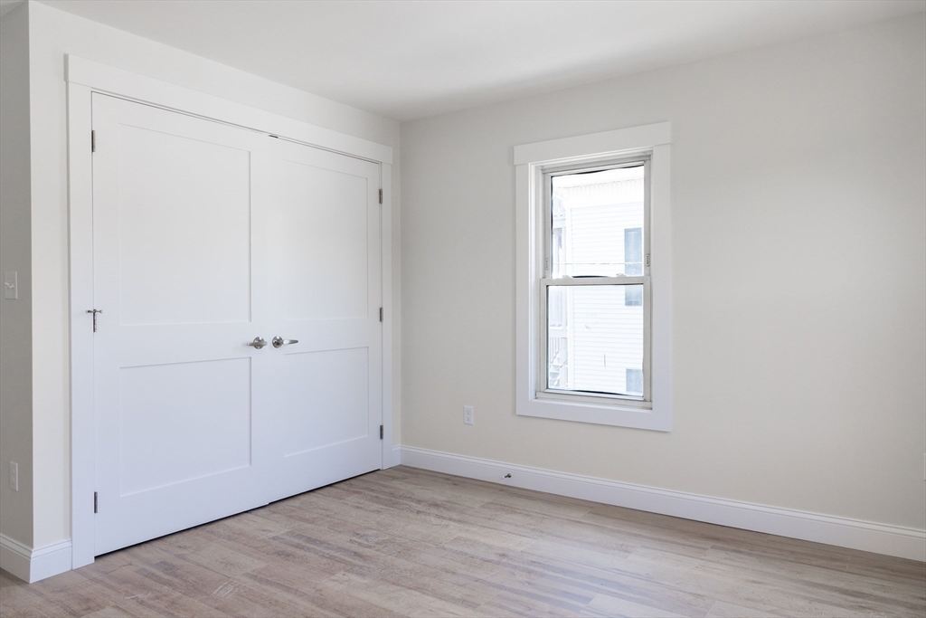 71 Friend Street, Unit 3 Gloucester, MA 01930 - Photo 8 of 17