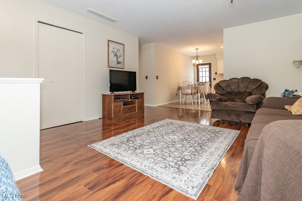 6564 Fairgrounds Road Painesville, OH 44077 - Photo 5 of 37