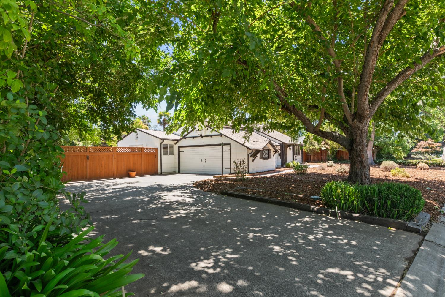 3004 Leta Lane Sacramento, CA 95821 - Photo 44 of 48