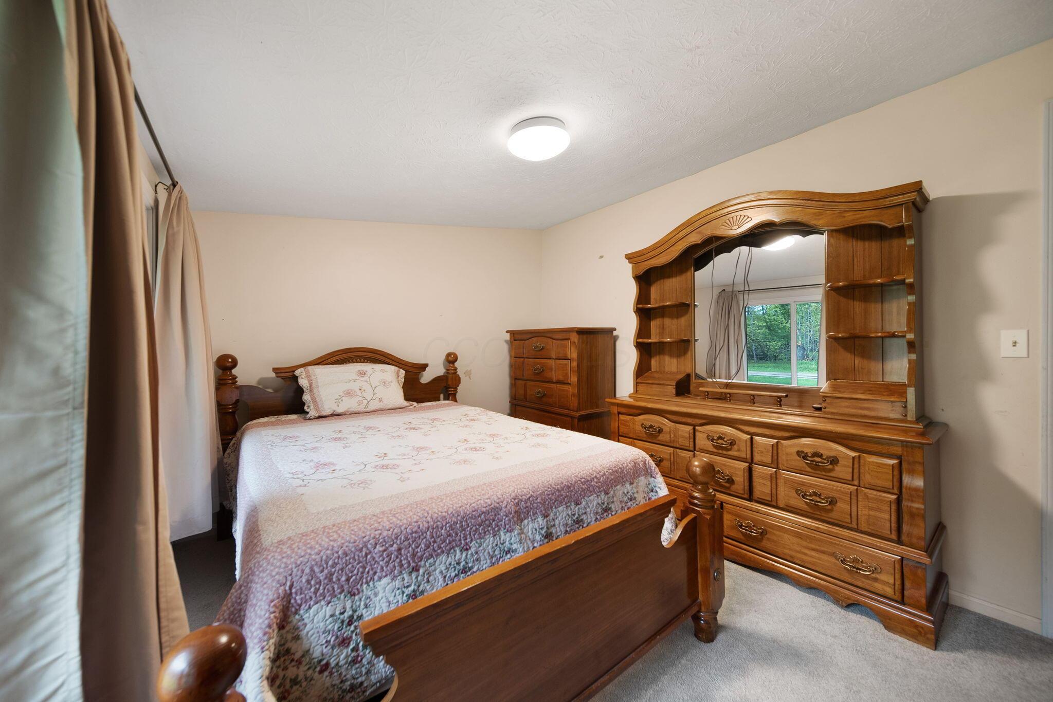 6810 Barrett Road Geneva, OH 44041 - Photo 22 of 78 20-web-or-mls-DSC09510