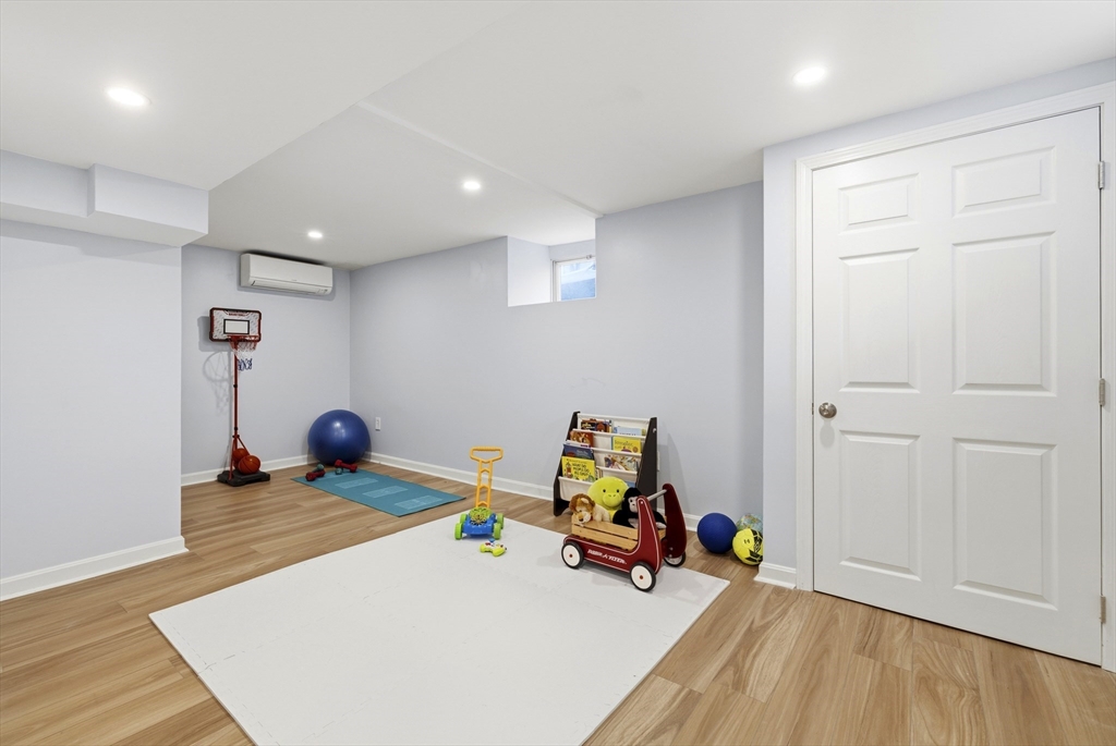 122 Elmer Road Boston, MA 02124 - Photo 13 of 15 Gallery Image 13