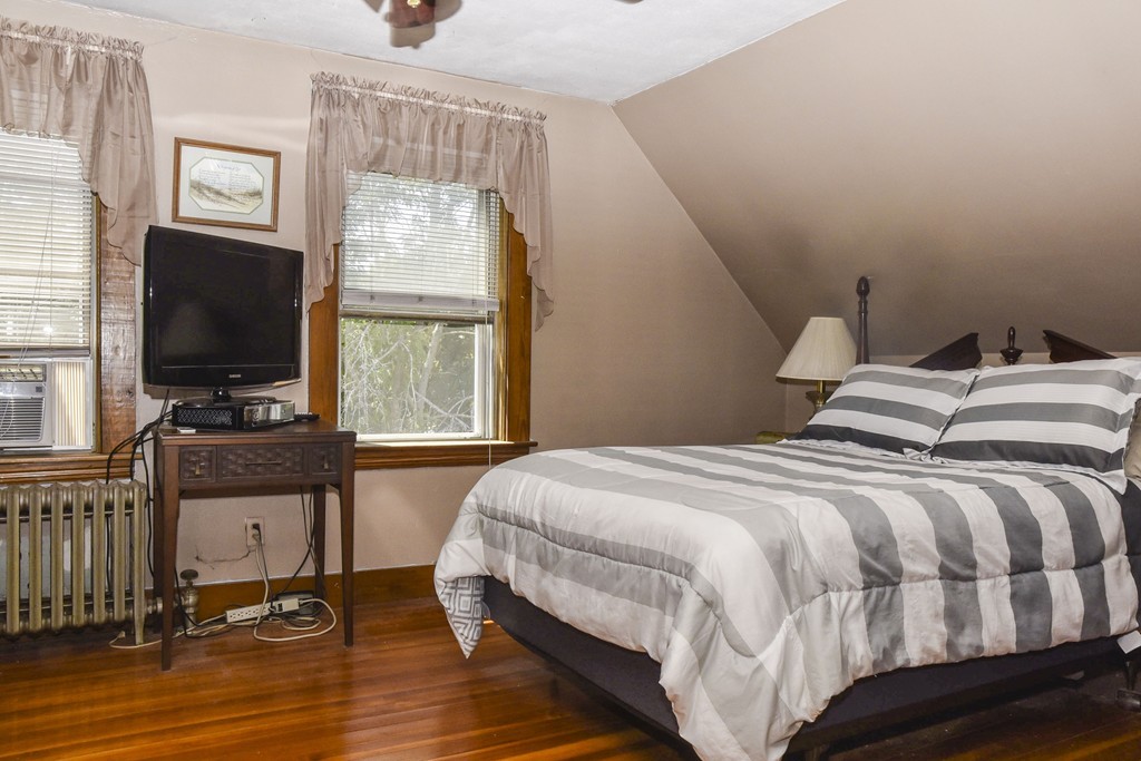 27 Hooper Road Dedham, MA 02026 - Photo 11 of 13 Gallery Image 11