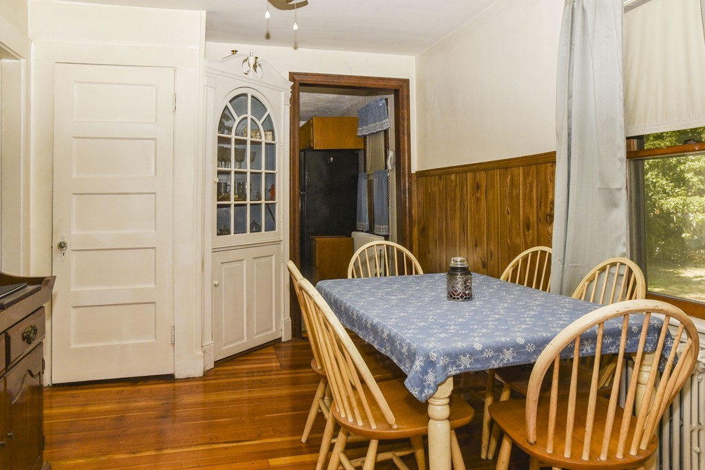 27 Hooper Road Dedham, MA 02026 - Photo 6 of 13 Gallery Image 6