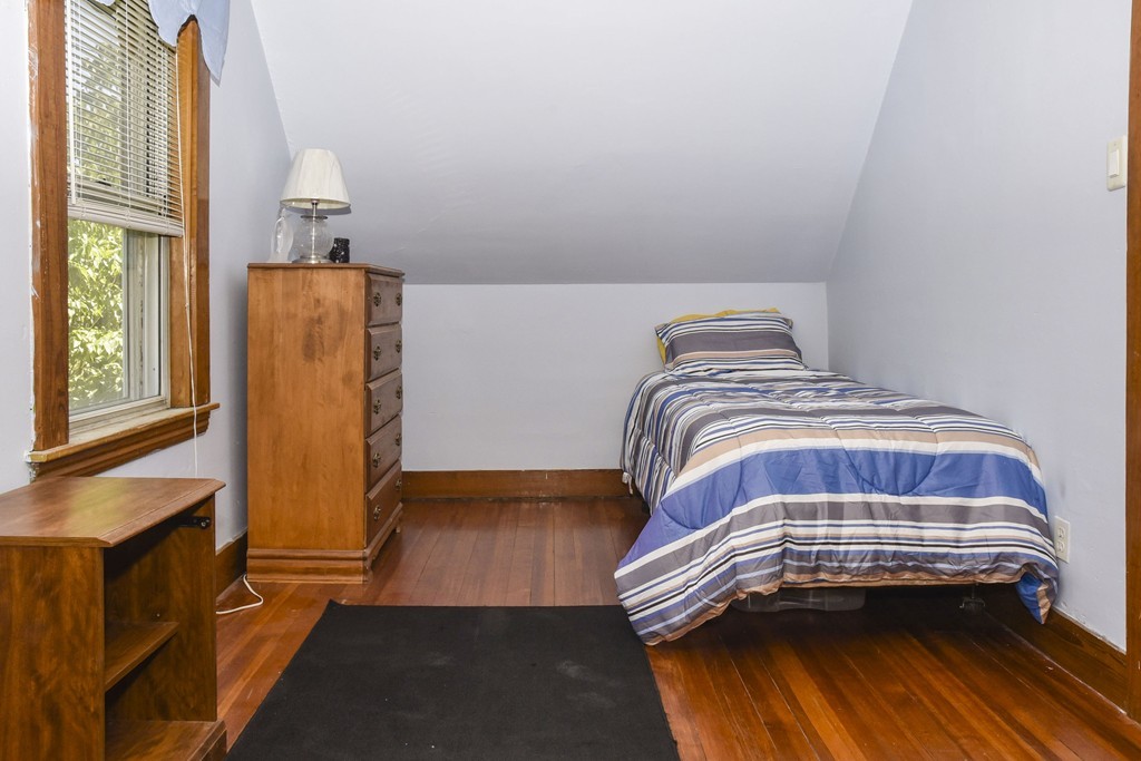 27 Hooper Road Dedham, MA 02026 - Photo 10 of 13 Gallery Image 10