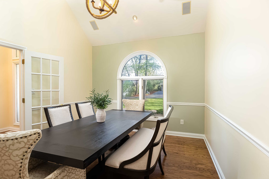3208 Buried Oak Drive Crete, IL 60417 - Photo 5 of 26 a view of a dining room with furniture window and outside view