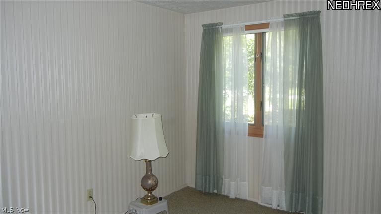 8213 Springview Road Northfield, OH 44067 - Photo 8 of 14 One of the very nice sized bedrooms!