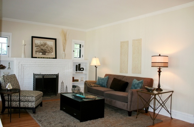 915 Ridge Court Evanston, IL 60202 - Photo 3 of 15