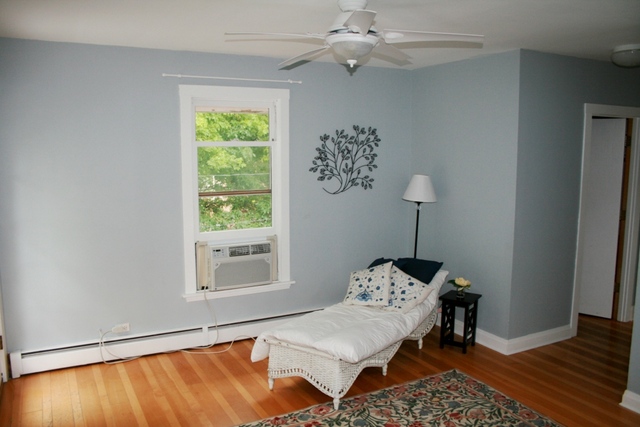 915 Ridge Court Evanston, IL 60202 - Photo 9 of 15