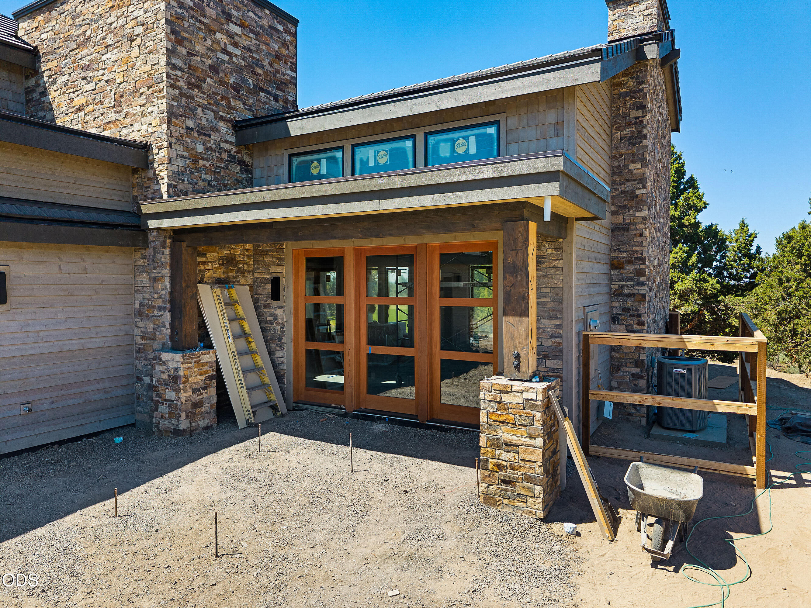 22936 Ghost Tree Lane Bend, OR 97701 - Photo 4 of 45