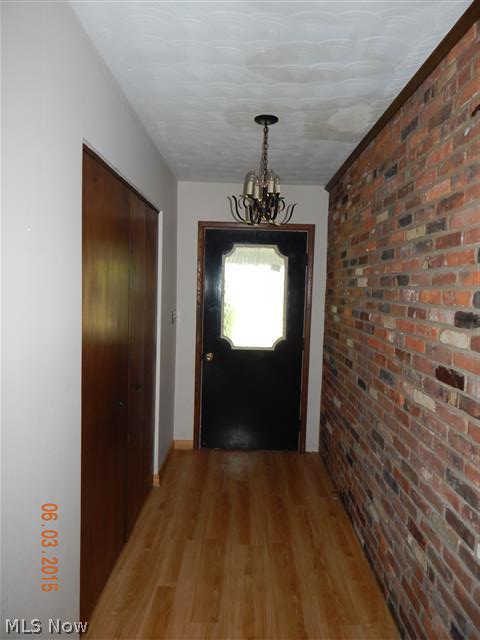 4684 Venus Road Uniontown, OH 44685 - Photo 4 of 14 Gallery Image 4