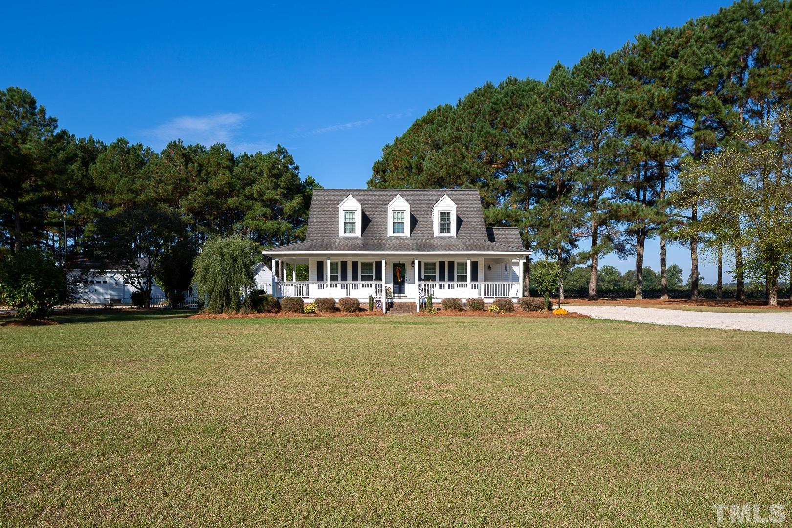 515 Lassiter Road Newton Grove, NC 28366 - Photo 1 of 29