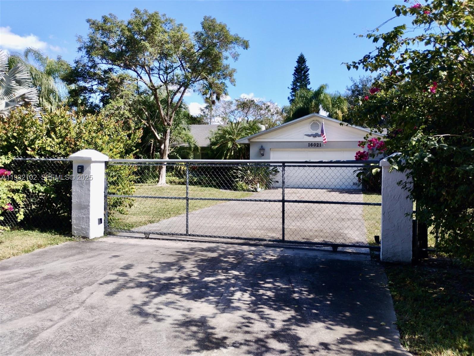 16021 Southwest 173rd Avenue Miami, FL 33187 - Photo 2 of 30 a view of a park