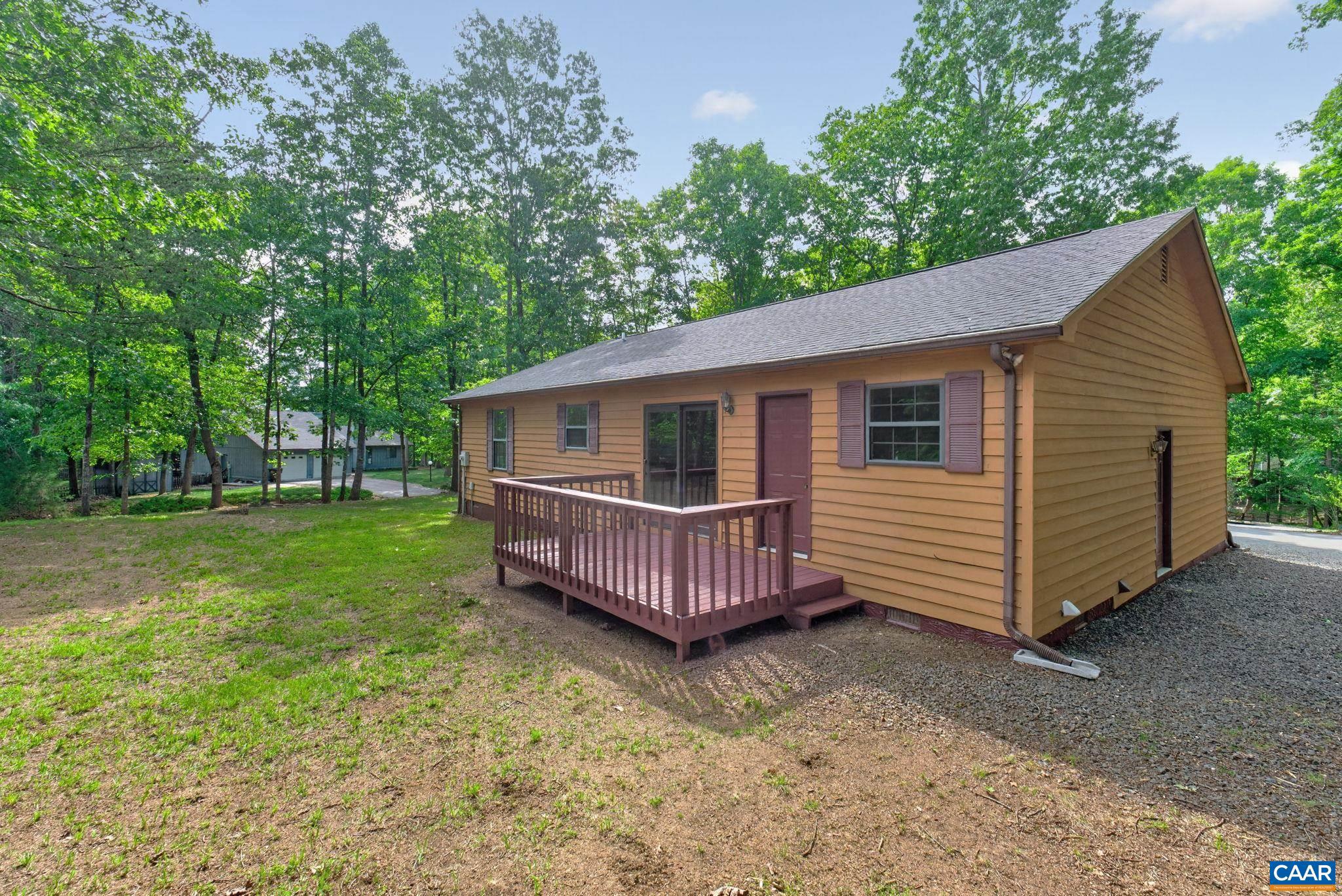 2 Ashton Road Palmyra, VA 22963 - Photo 3 of 31