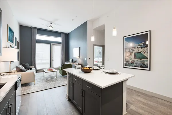 $2,263 | 160 Birdsall Street, Unit 1114, Houston, TX 77007