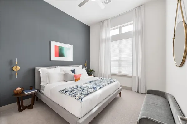 $2,263 | 160 Birdsall Street, Unit 1114, Houston, TX 77007
