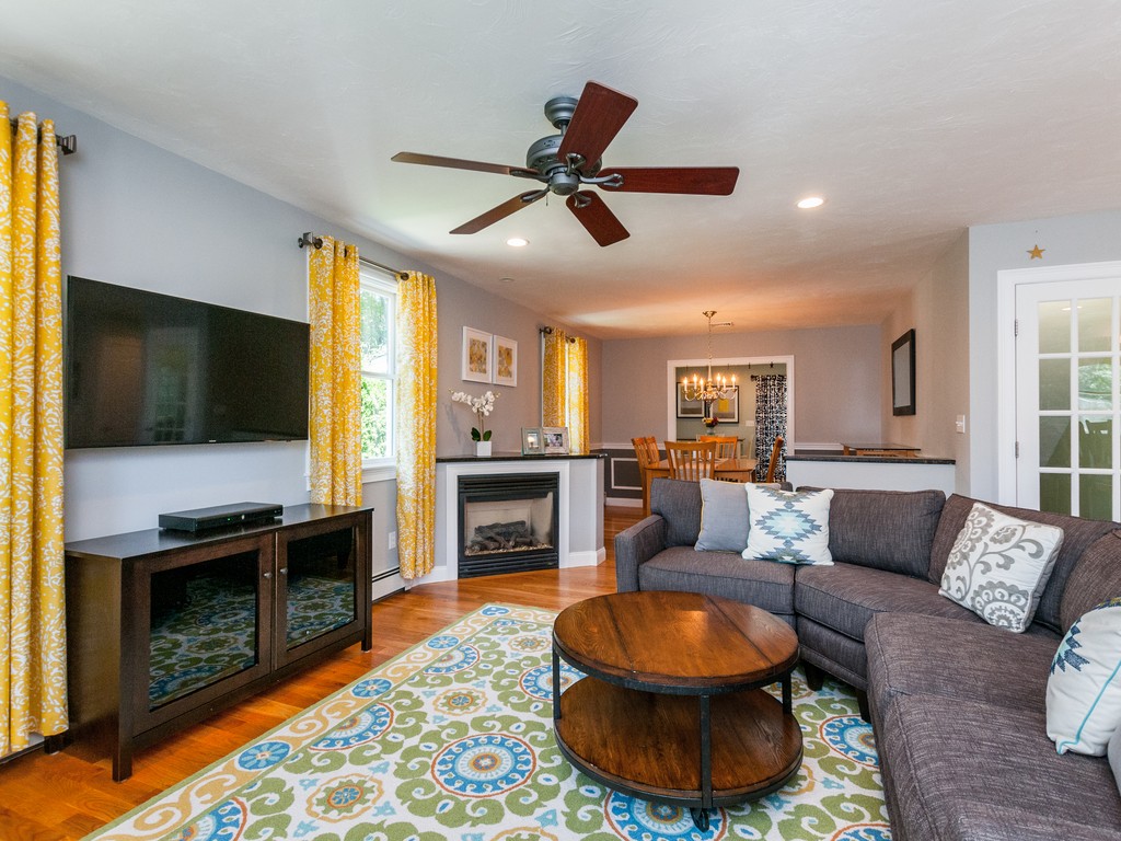 334 Florence Road Waltham, MA 02453 - Photo 7 of 26 Gallery Image 7