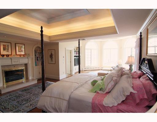 716 East Shore Road Jamestown, RI 02835 - Photo 6 of 12 Master Bedroom.