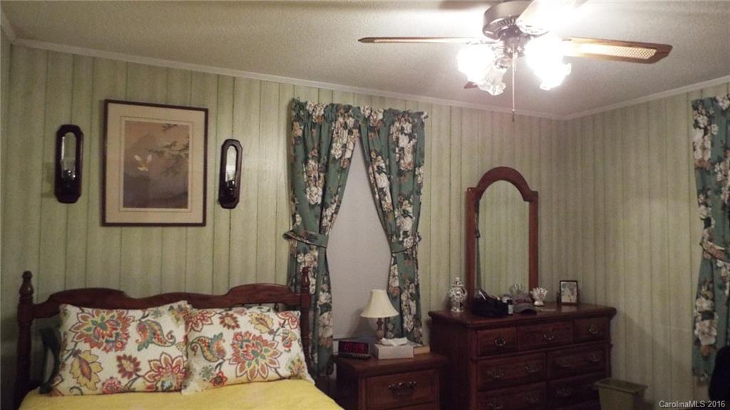 709 Covington Road Troy, NC 27371 - Photo 6 of 23 Gallery Image 6