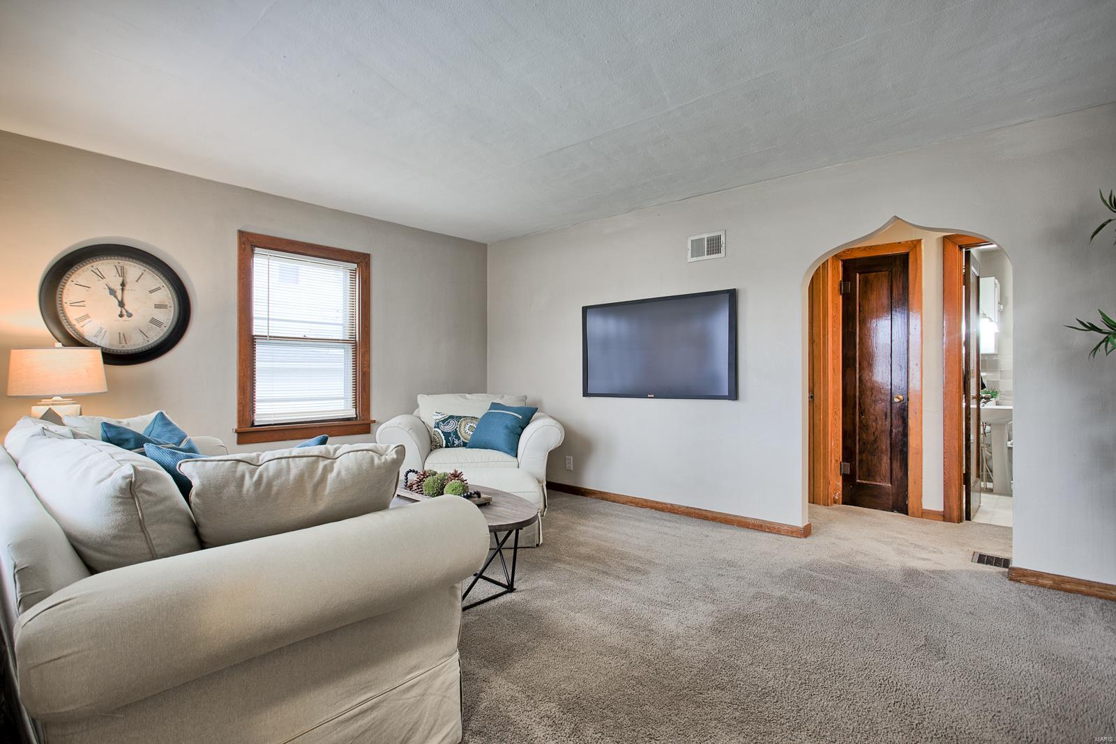 744 Troy Road Edwardsville, IL 62025 - Photo 11 of 26 Gallery Image 11