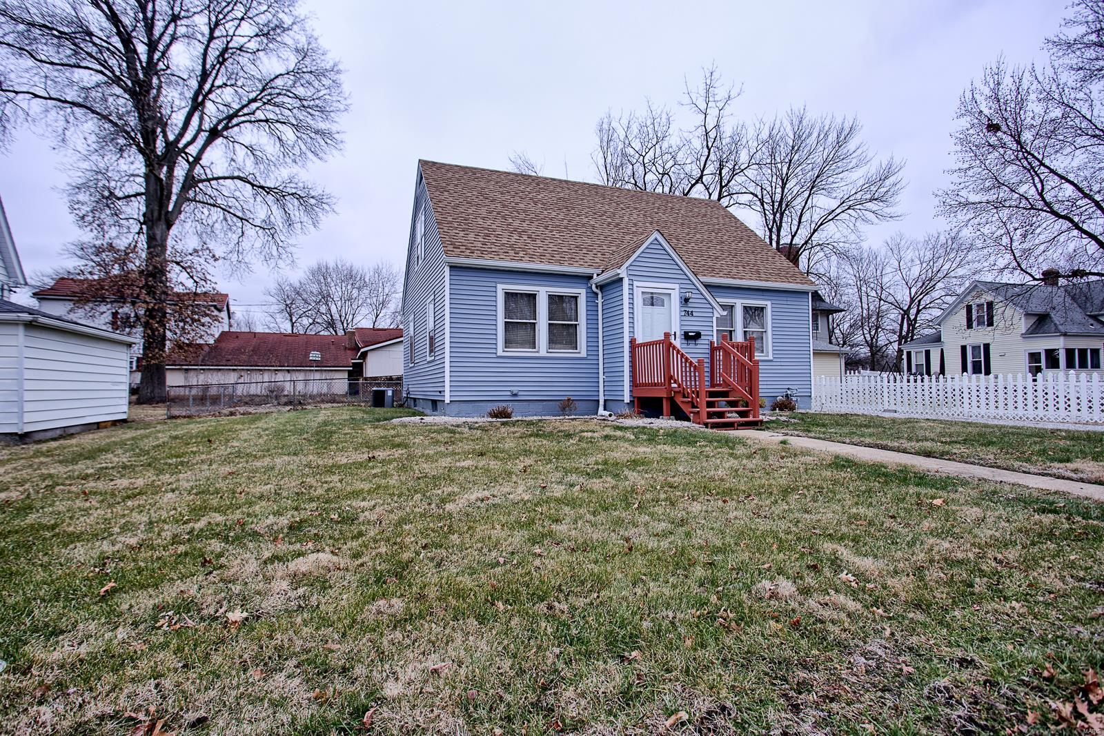 744 Troy Road Edwardsville, IL 62025 - Photo 20 of 26 Gallery Image 20