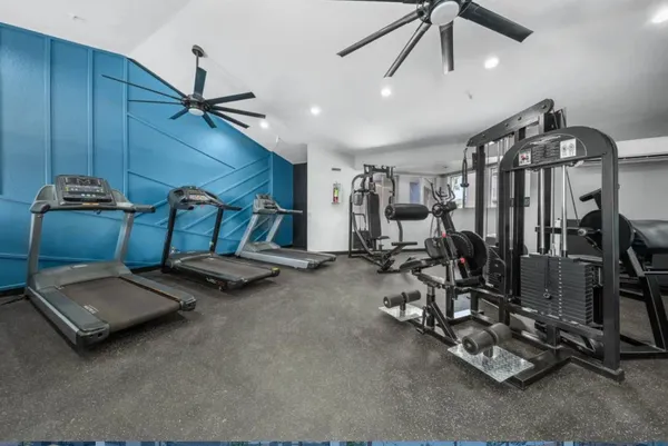 $1,495 | 5959 West Greenway Road, Unit 2, Glendale, AZ 85306