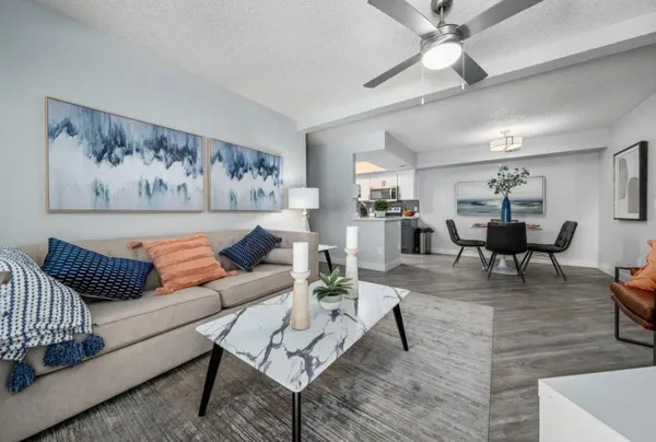$1,495 | 5959 West Greenway Road, Unit 2, Glendale, AZ 85306