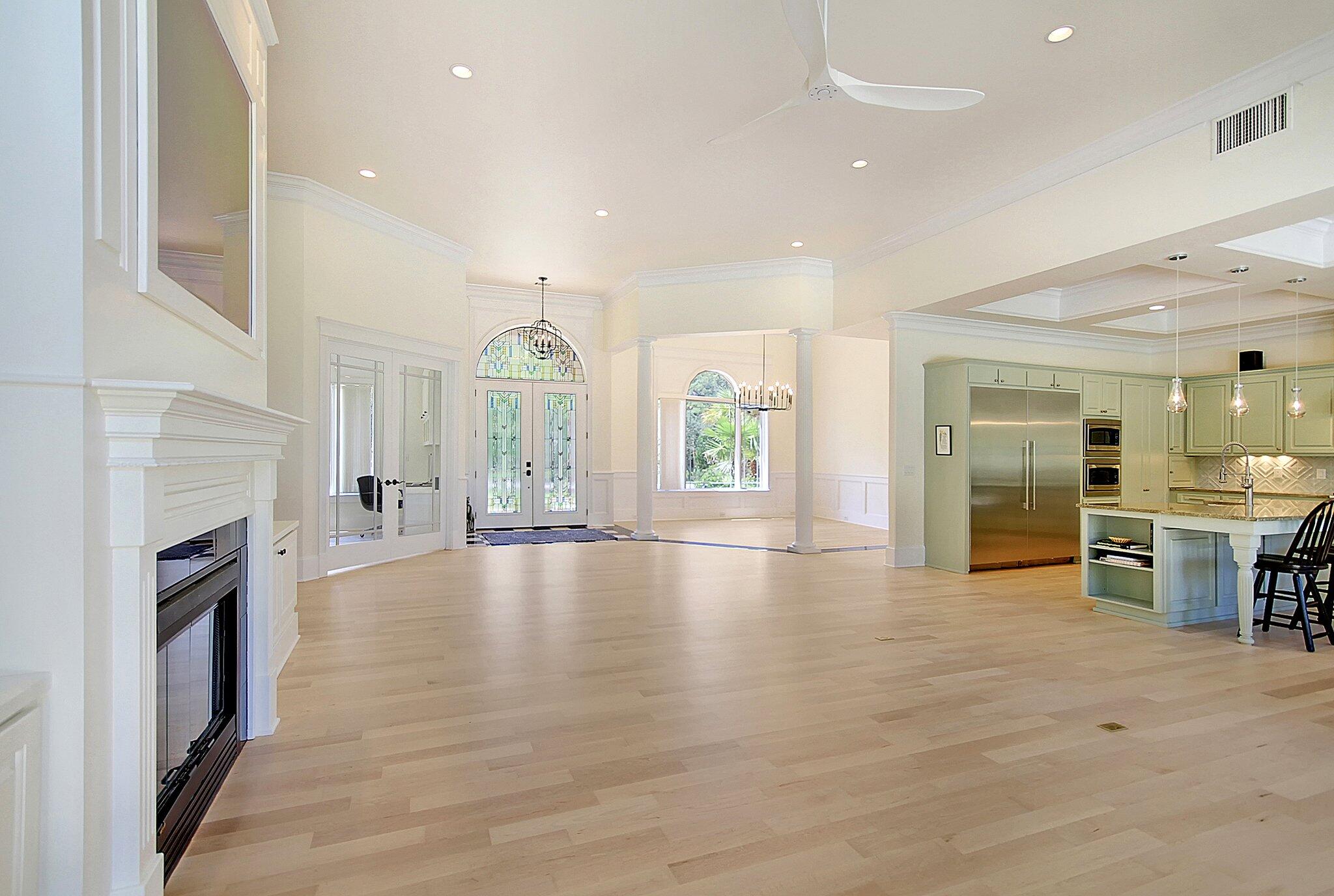 2154 Shell Ring Circle Mount Pleasant, SC 29466 - Photo 22 of 57 Family Room