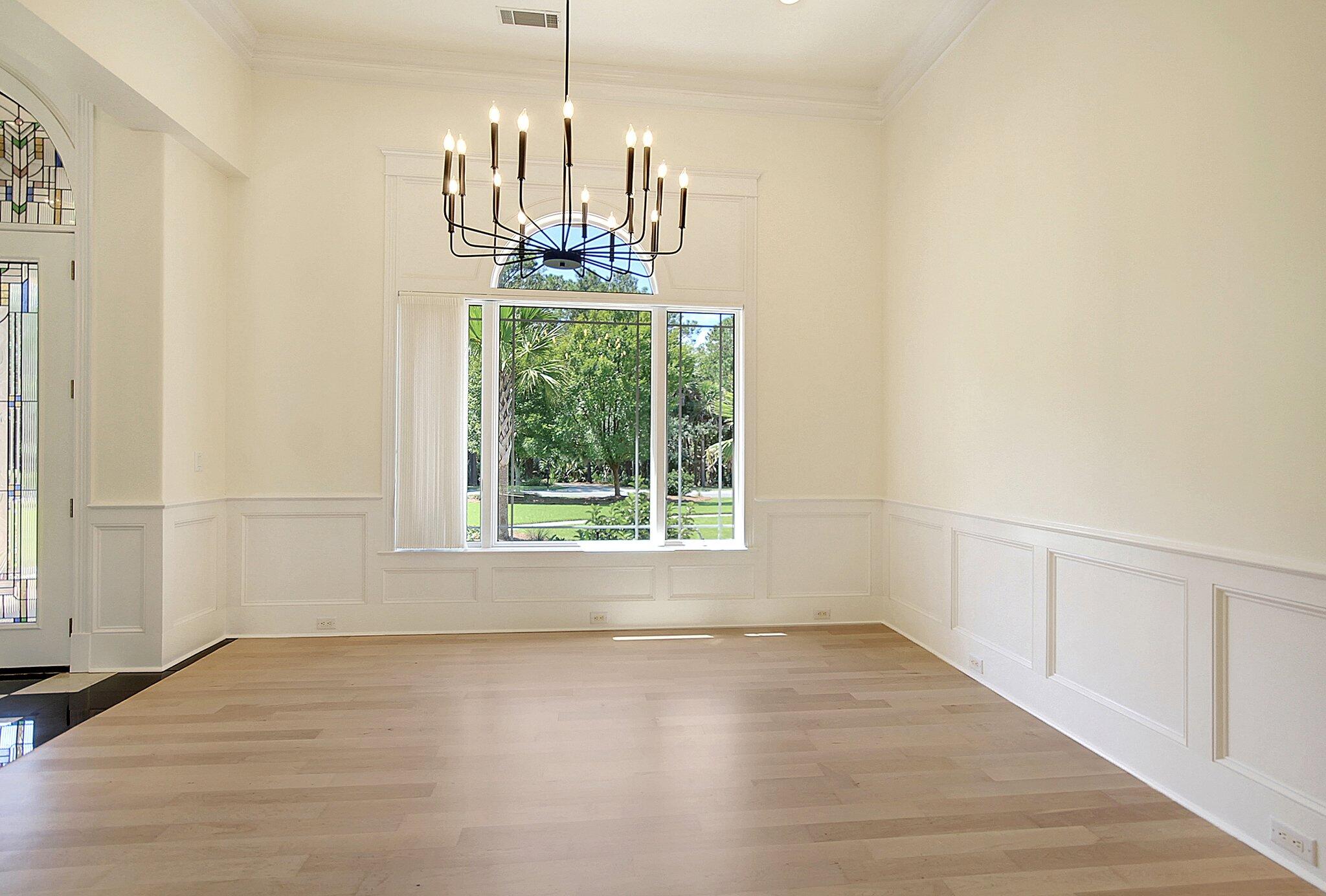 2154 Shell Ring Circle Mount Pleasant, SC 29466 - Photo 24 of 57 Dining Room