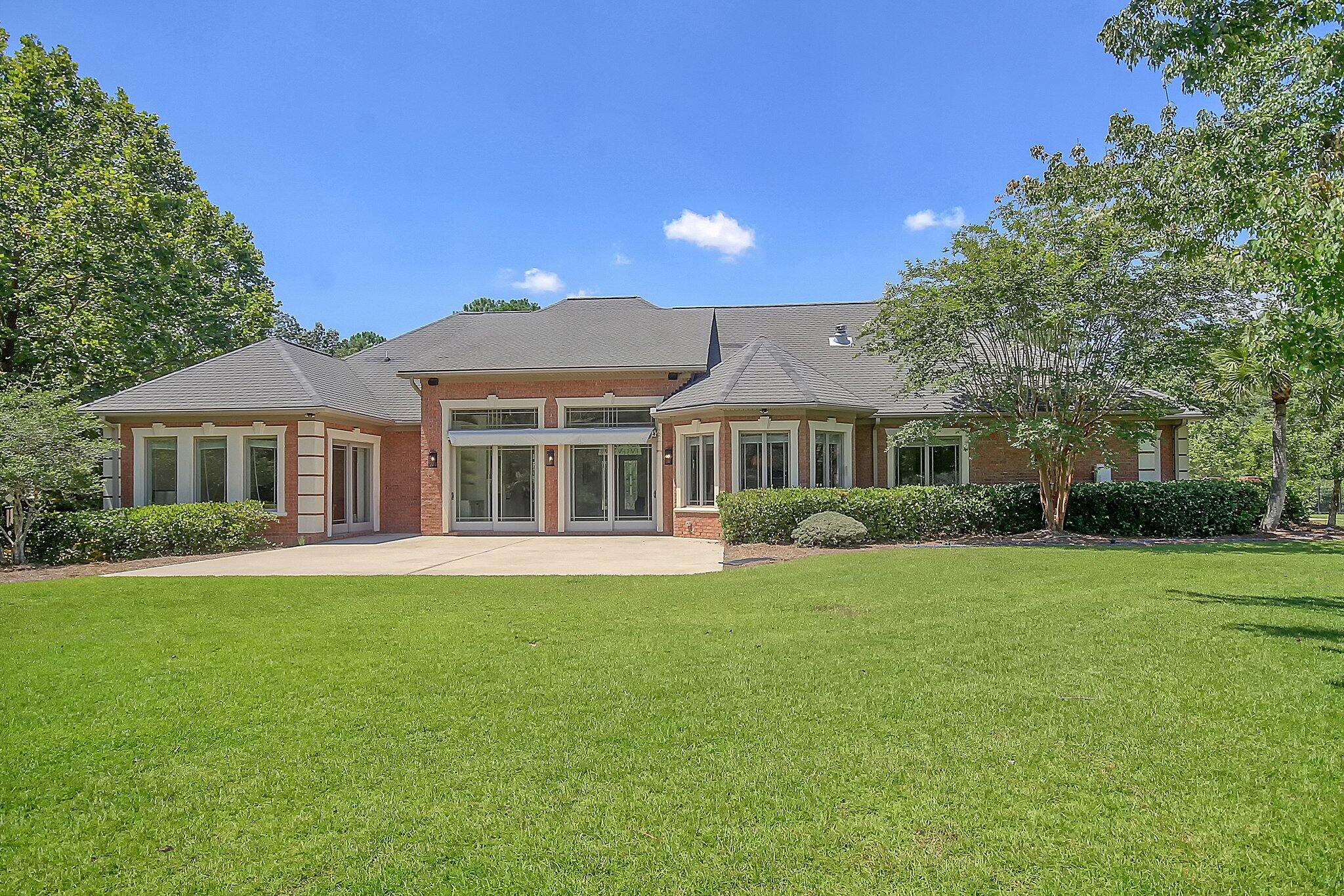 2154 Shell Ring Circle Mount Pleasant, SC 29466 - Photo 7 of 57 Back of home