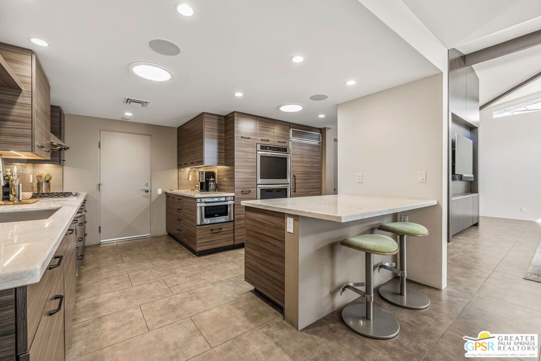 2420 Paseo Del Rey Palm Springs, CA 92264 - Photo 20 of 42