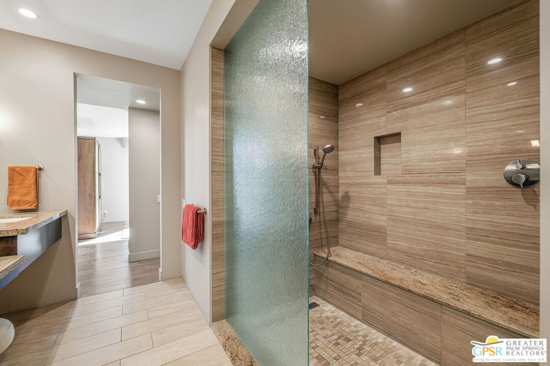 2420 Paseo Del Rey Palm Springs, CA 92264 - Photo 35 of 42