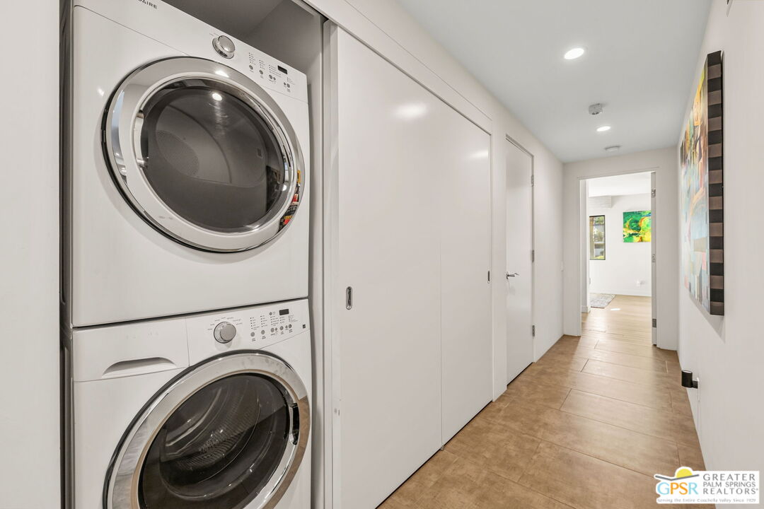 2420 Paseo Del Rey Palm Springs, CA 92264 - Photo 37 of 42